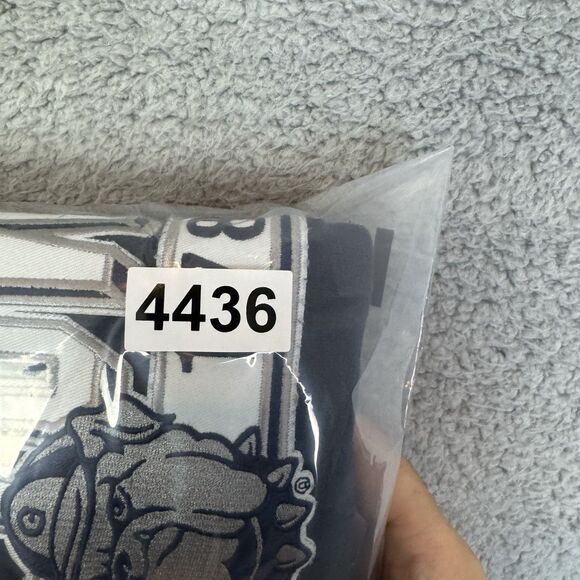 S Georgetown Hoyas Sweatshirt Mens S Blue Crew Neck Sweater Spell Out - Picture 8 of 8